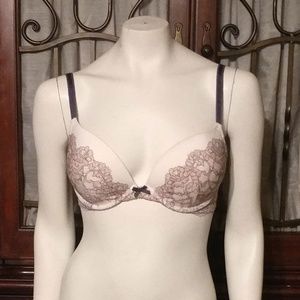 Victoria's Secret bra